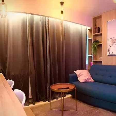 Apartment Tropikal Sathonay Lost Inn Lyon Lyon
