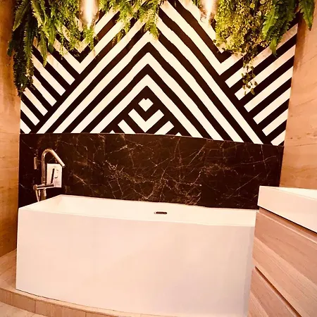 Apartment Tropikal Sathonay Lost Inn Lyon *